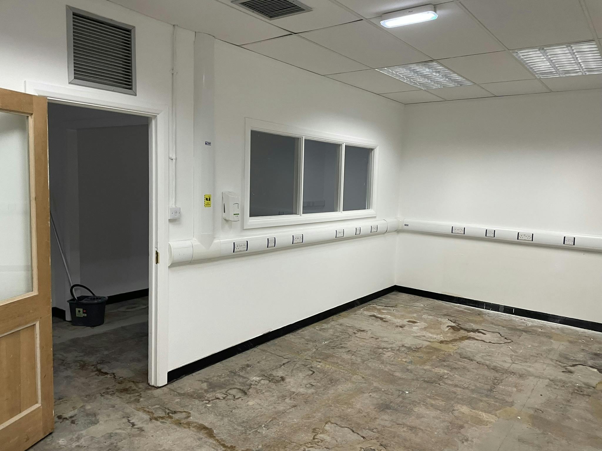 8 Castleham Road, St. Leonards-on-Sea, Industrial To Let - IMG_4057.JPEG