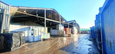 Warehouse 2B, Rippleside Commercial Estate, Barking, Industrial / Warehouse To Let - 20240119_125110  Edited.jpg