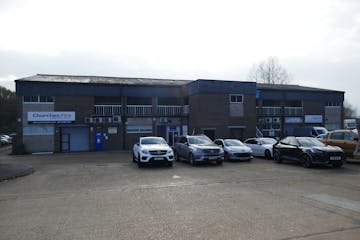 38 Oakwood Hill Industrial Estate, Oakwood Hill, Loughton, Industrial / Other To Let - P1010406.JPG