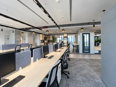 Mashreq Bank Group Headquarters, Financial Center Road, Office To Let - image00013.png