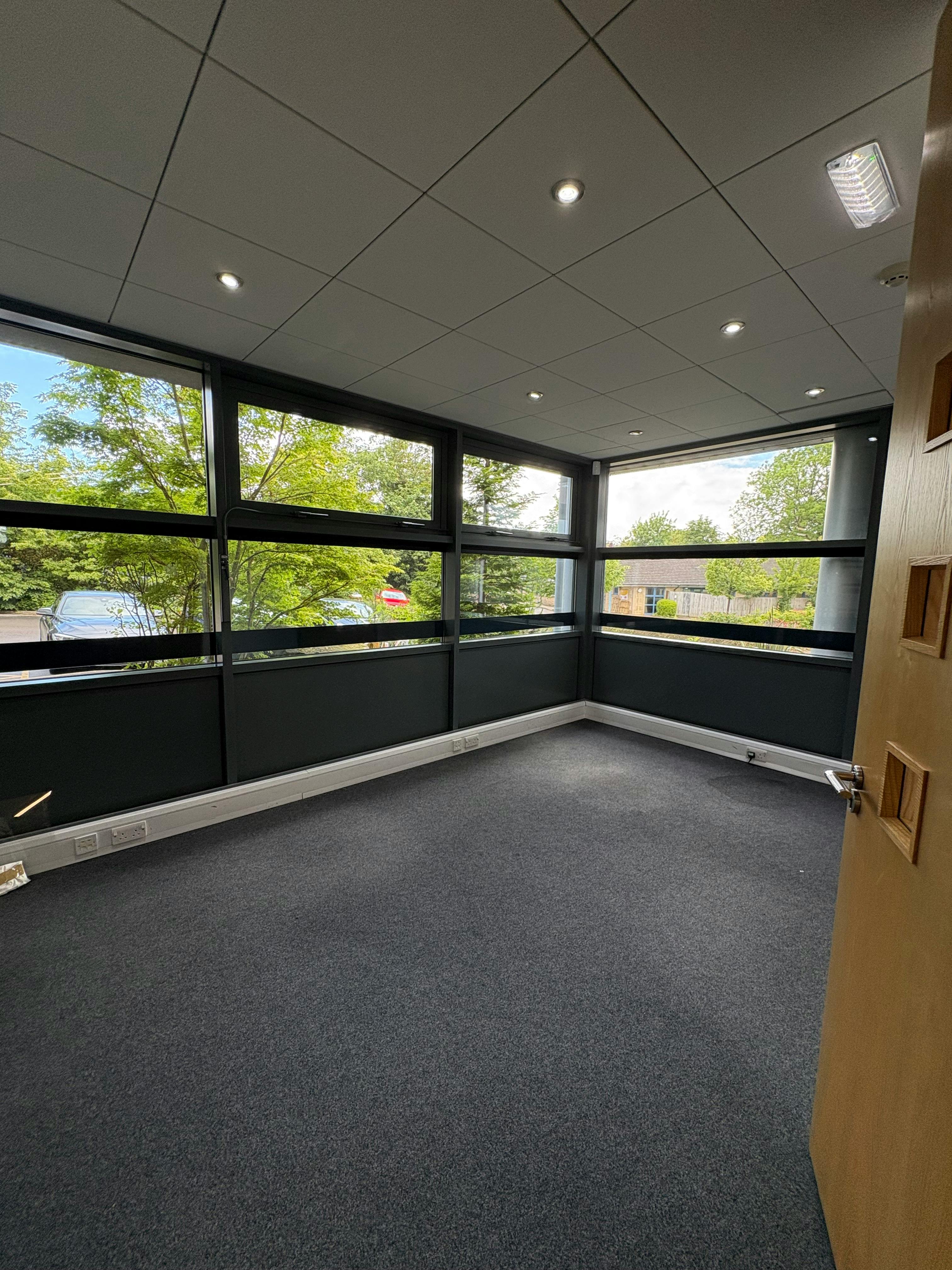 Shires House, Leeds, Offices To Let - IMG_0820.jpeg