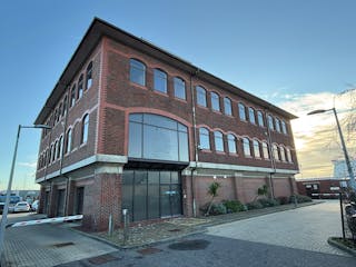 First Floor, Portcullis House, Poole, Office To Let - IMG_1520.JPEG