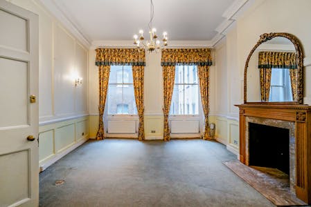 4 College Hill, London, Office For Sale - 8621993interior03800.jpg