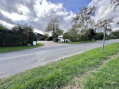 Unit 1, Haybarn Business Park, Aston Abbotts, Industrial / Office To Let / For Sale - IMG_8775.jpeg