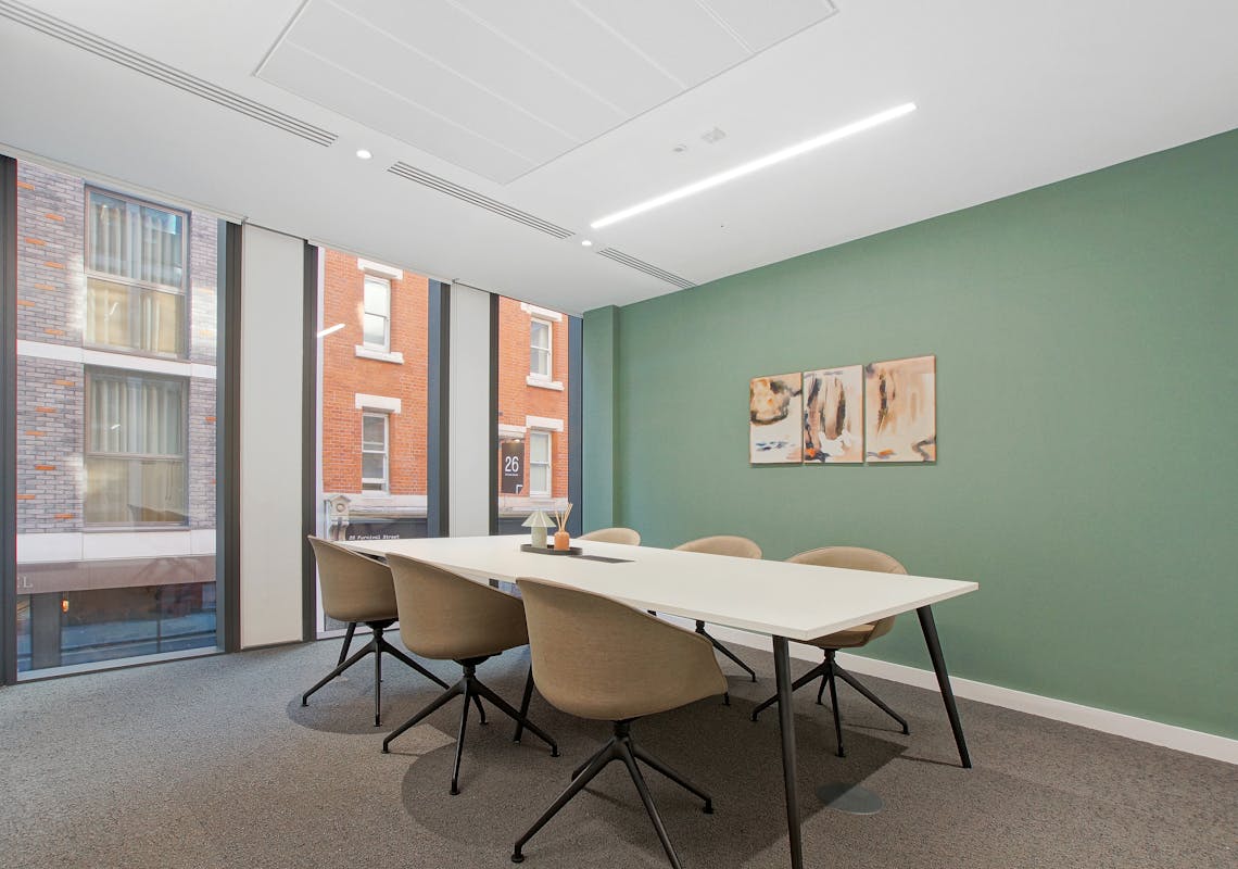 DSC09762.jpg 5 Norwich Street, Office To Let - DSC09762.jpg