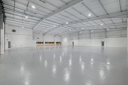 Unit 7 Plane Tree Crescent, Feltham, Warehouse To Let - Plane Tree 10.jpg