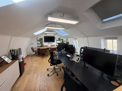 1 Diplocks Yard, North Road, Brighton, Office To Let - IMG_1276.jpeg