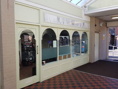 Shop 4 Berry's Arcade, Rayleigh, Retail To Let - 20190128_132309.jpg