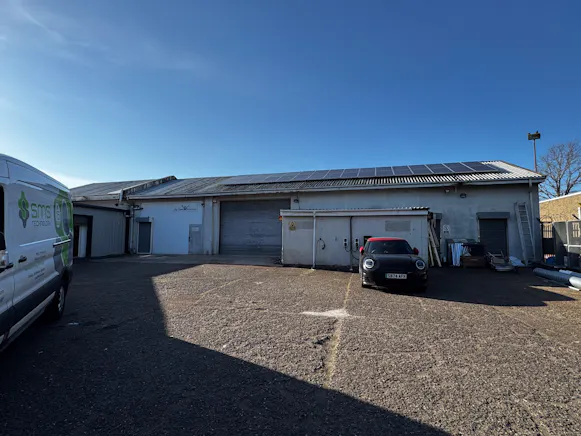 Commercial Premises incorporating two storey office and workshop., Glenburn House, Hamilton For Sale - IMG_5453.jpg