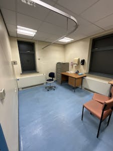 Tonge Moor Health Centre, Thicketford Road, Bolton, Office To Let - IMG_3121.jpg