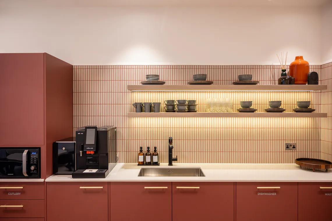 CD5_5913_HR.jpg 175 Piccadilly, London, Office / Serviced Office To Let - CD5_5913_HR.jpg