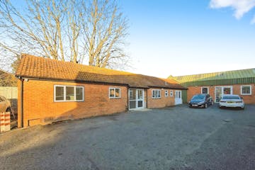 1 Walls Yard, Rochford, Office To Let - 43a1cd50--188e8c37-6c09a01a-b751-4759-80f8-ba8631a2ace7.jpg
