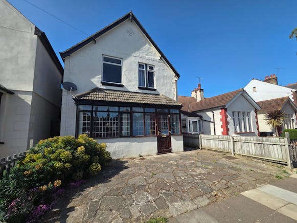 43 Trinity Road, Southend-on-Sea For Sale - WhatsApp Image 2026-05-26 at 16.37.19 (1).jpeg