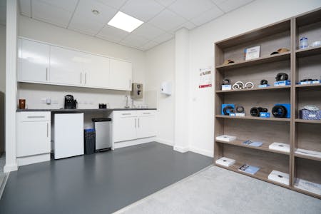 5 Spa Park, Spartan Close, Leamington Spa, Industrial/Logistics Lease Assignment - Martin Warehouse (8).jpg