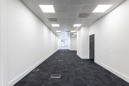 4 City Road, Moorgate, London, EC1, London, Office To Let - 4 City Road  Ground Floor  Open plan office.jpg