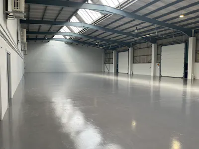 28 Heathfield, Milton Keynes, Industrial / Warehouse To Let - Image 3