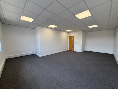 2 IO Centre, Park Farm, Redditch, Industrial/Logistics To Let - IMG_2298.JPG