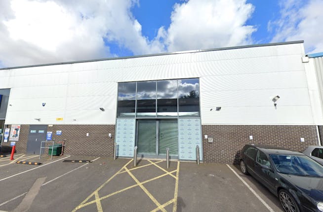 3 Grovebell Industrial Estate, Farnham, Retail / Industrial / Warehouse / Trade Counter To Let - 3 Grovebell.JPG