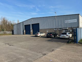 Unit B2 Deacon Way, Reading, Industrial / Warehouse To Let - External Photo B2 Deacon.jpg