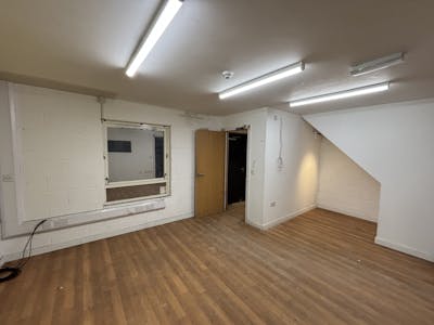 Unit 108, Portmanmoor Road Industrial Estate, Cardiff, Industrial To Let - IMG_5561.jpg