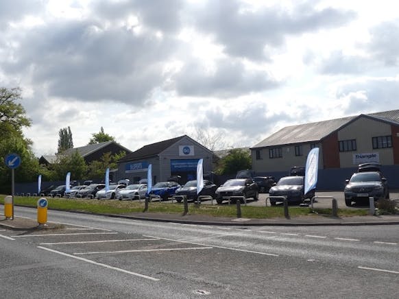 Car Showroom, Murrell Green Business Park, Hook, Other To Let - Car showroom details  sub pic 1.jpg