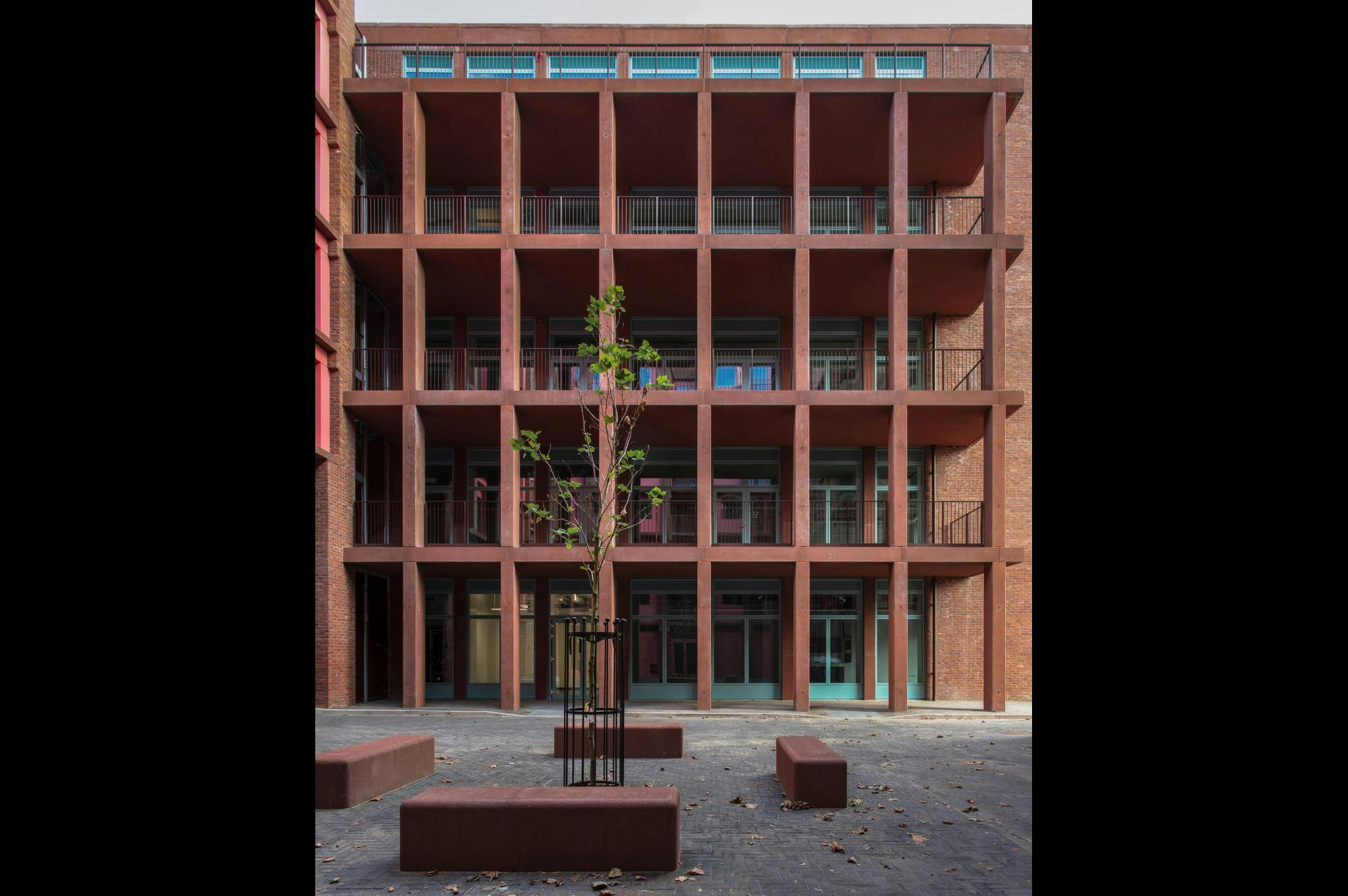 Office in London - photo 2