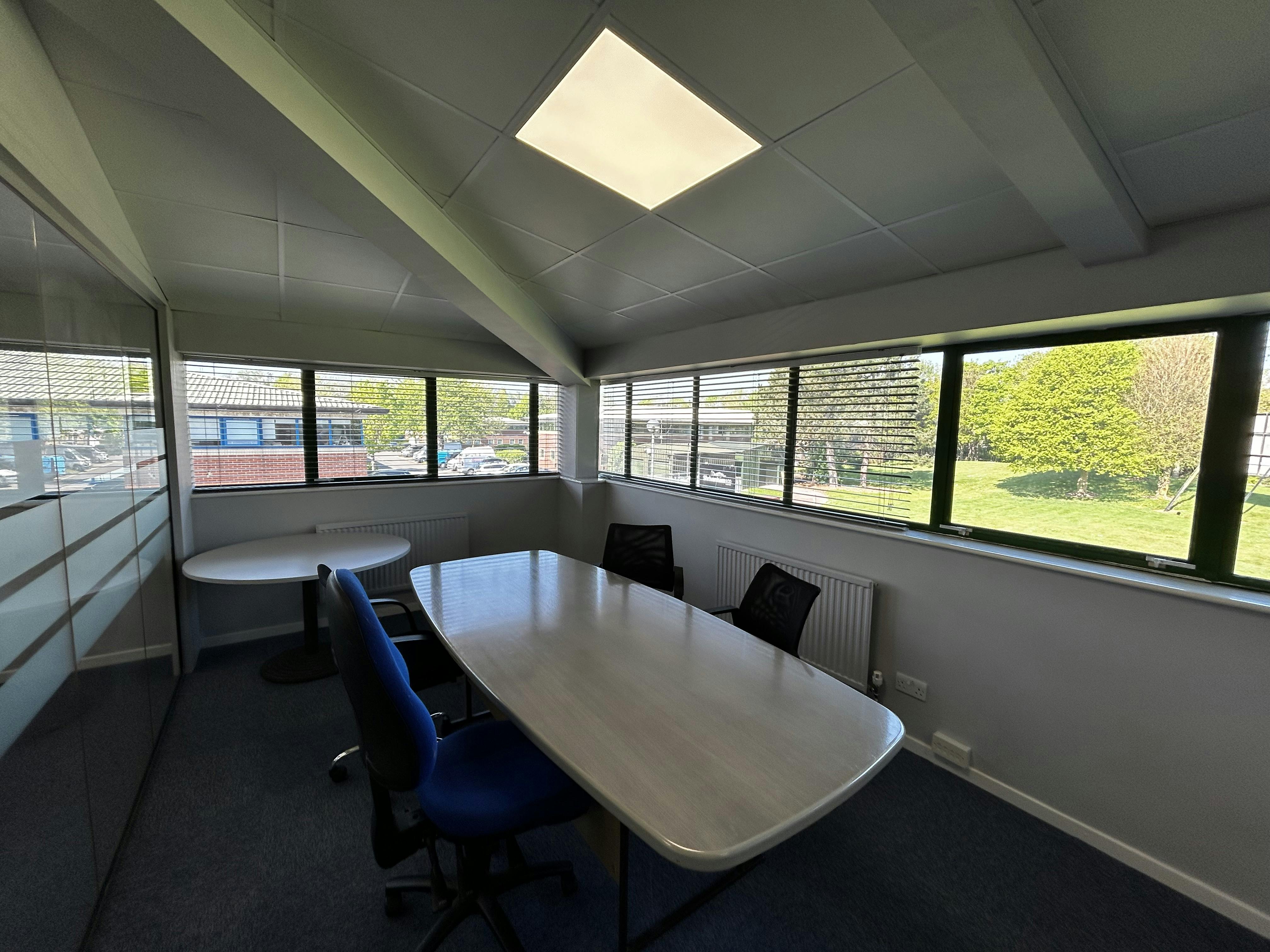 First Floor, Unit 45b, Shrivenham Hundred Business Park, Major's Lane, Oxon, Offices To Let - IMG_4961.jpg