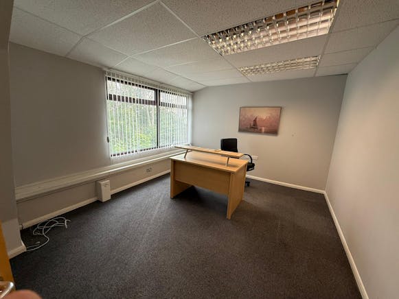 3b Sopwith Crescent, Wickford, Industrial / Office For Sale - IMG20251002WA0015.jpg