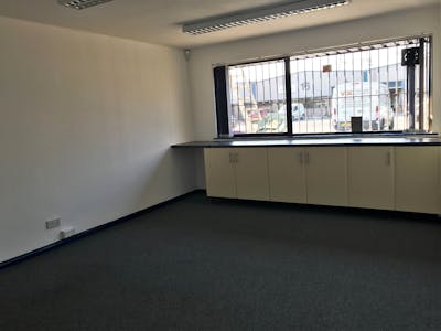 Unit 9 Avonbank Industrial Centre, Bristol, Industrial / Warehouse To Let - Unit 9 Office .jpeg