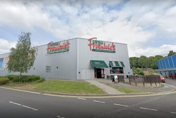Former Little Frankies, Unit 3 Basingstoke Leisure Park, Basingstoke, Restaurant / Retail To Let - 6.jpg
