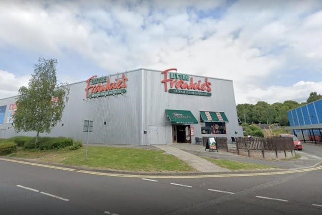 Former Little Frankies, Unit 3 Basingstoke Leisure Park, Basingstoke, Restaurant / Retail To Let - 6.jpg