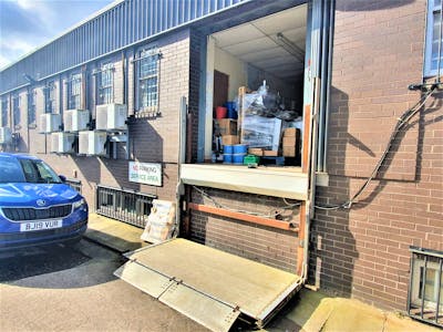 M4a Maxron House, Green Lane, Stockport, Industrial/Logistics / Office To Let - 20200313_111755 (2).jpg