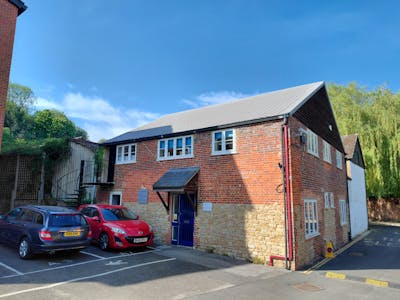 The Annex, Mill Lane, Godalming, Office To Let - 20260428_161116.jpg