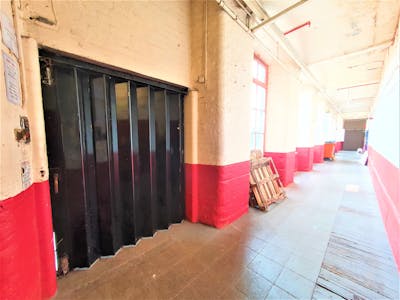 Unit 3D, Stockport, Industrial/Logistics To Let - 20210713_150122 2.jpg