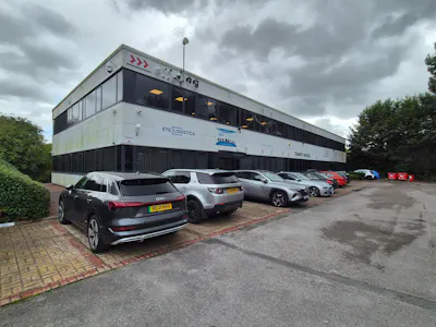 Bredbury Park Way, Stockport, Industrial/Logistics / Office To Let - 20260908_143541.jpg