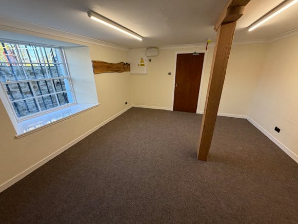 Lower Ground Floor, 4 Atholl Crescent, Perth, Offices To Let - IMG_3769.JPG