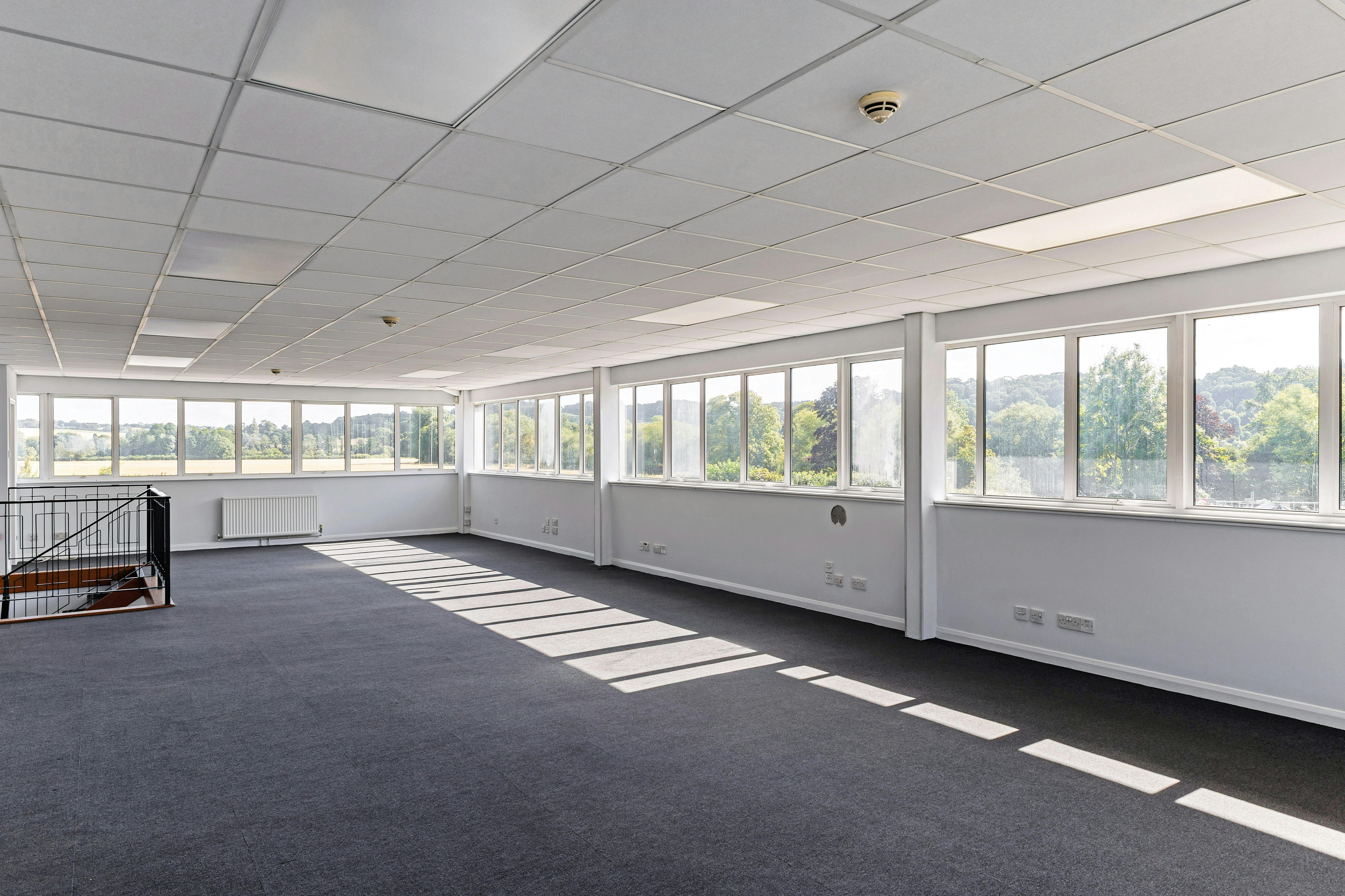 DB Marine Building, Ferry Lane, Cookham on Thames, Offices To Let - 95149_D B Marine Cookham Bridge 20.jpg