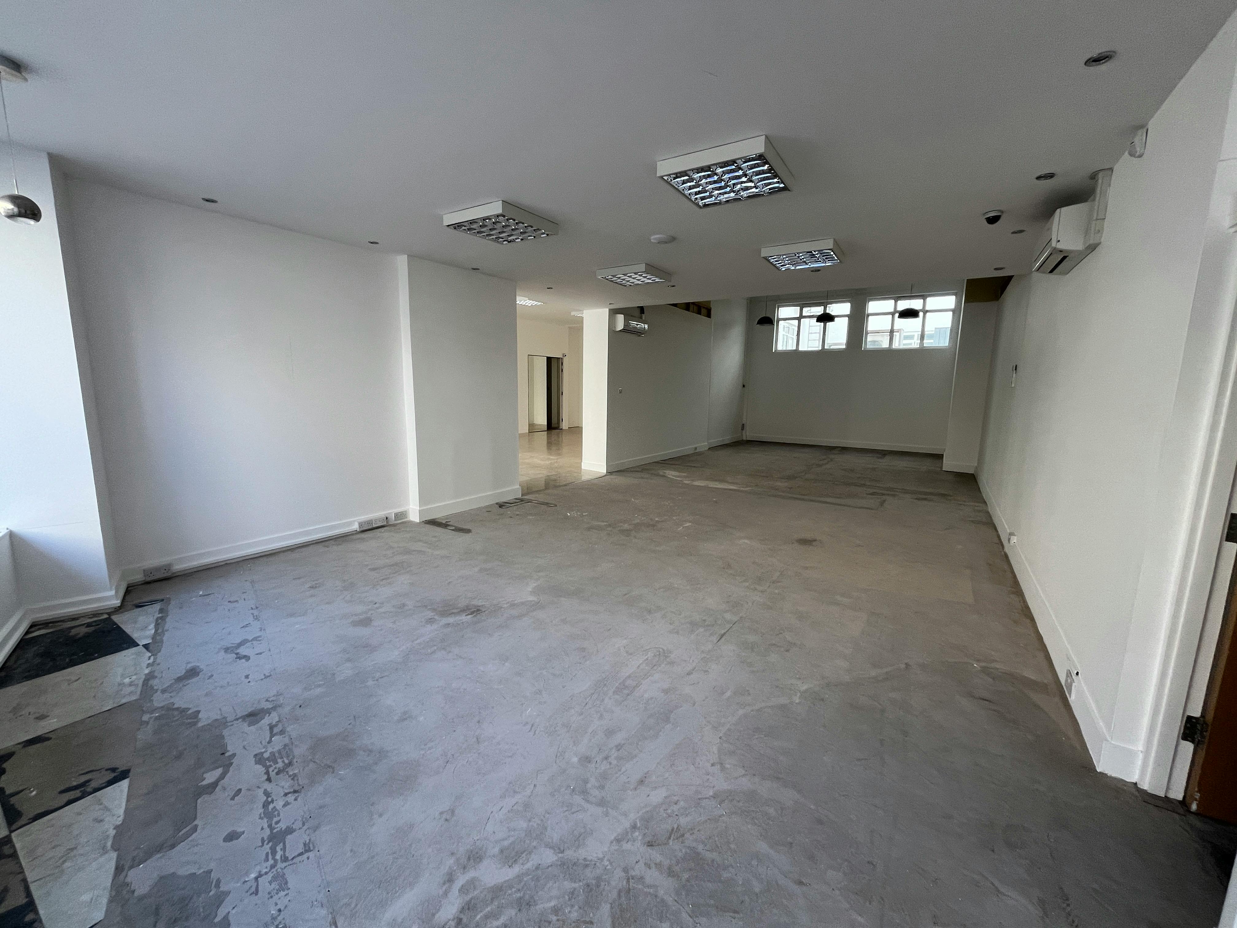 Retail/Shop in Bournemouth - photo 4