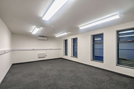 19 Lenton Drive, Leeds, Industrial/Logistics / Trade Counter To Let - 8678306-interior01-800.jpg