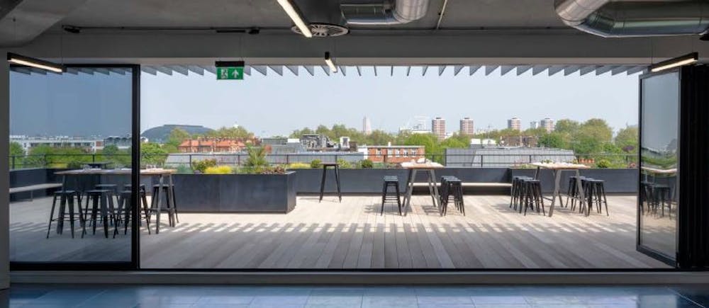 200 Hammersmith Road, Hammersmith - Real Terrace 2.JPG