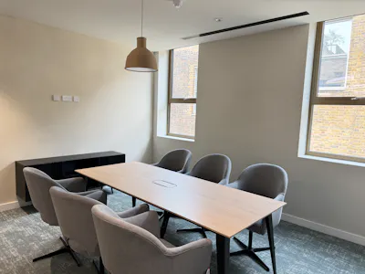 152-156 Kentish Town Road, London, Office To Let - 20260602_130448889_iOS.jpg