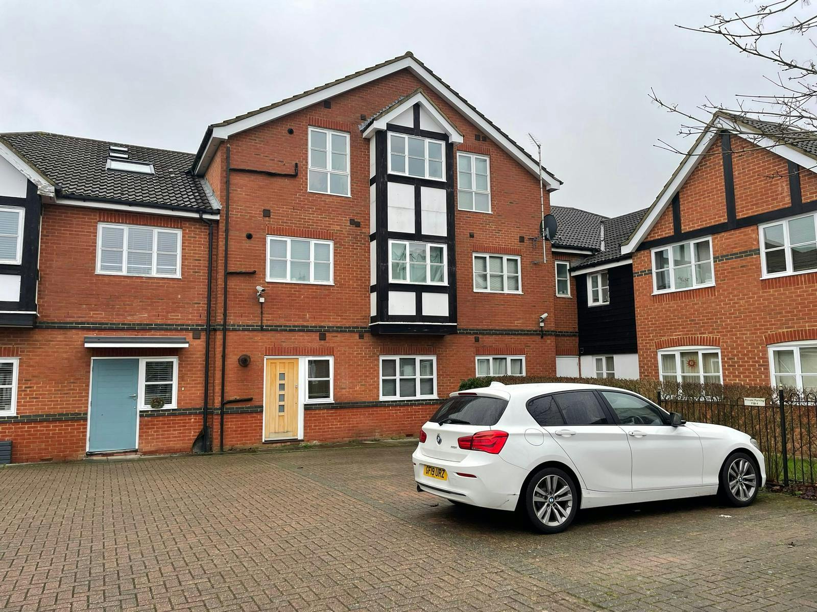 Firlex House, Farnham, Investments For Sale - WhatsApp Image 2026-01-21 at 10.08.39 (1).jpeg