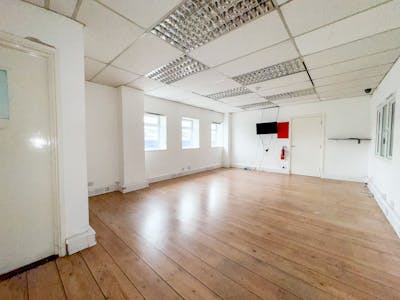 Heathway Industrial Estate, 13 Manchester Way, London, Industrial To Let - IMG_5419.jpg