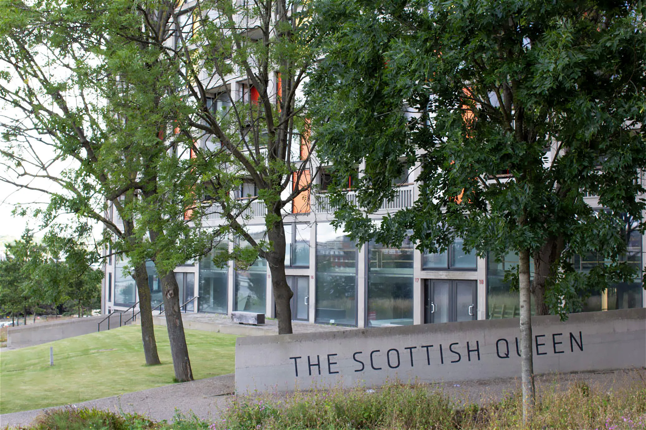 15 South Street, Sheffield, Offices To Let / For Sale - Scottosh_queen.jpg