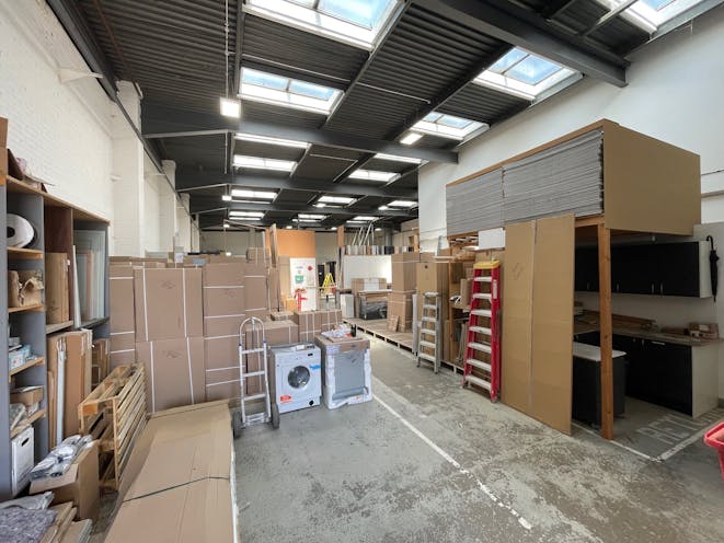 3 Loverock Road, Reading, Industrial / Warehouse For Sale - 3 Loverock Road h.jpg