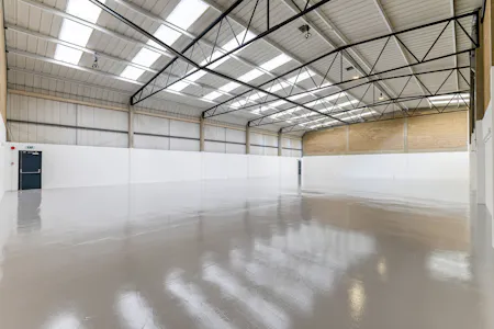Unit 2 Heathlands Industrial Estate, Heathlands Close, Twickenham, Industrial/Logistics / Trade Counter / Industrial / Warehouse To Let - 107834_Unit 2 Heathlands Industrial Estate-18_low.jpg