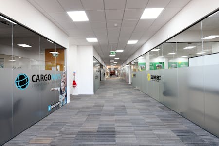 Ram Mill, Oldham, Office To Let - Ram Mill Business Centre Office Corridor.jpg