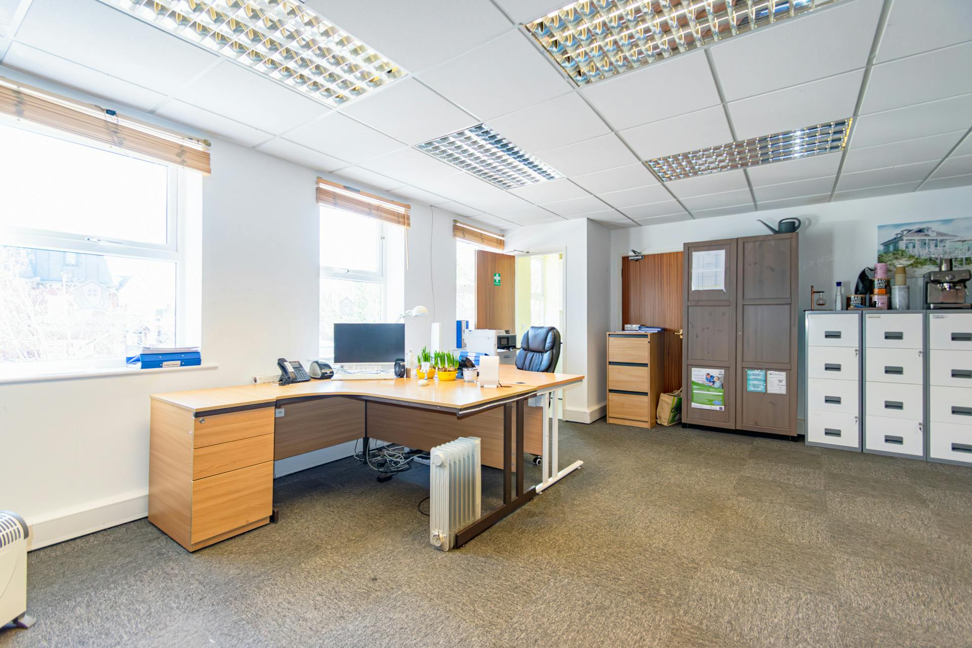 Office in Poole - photo 4