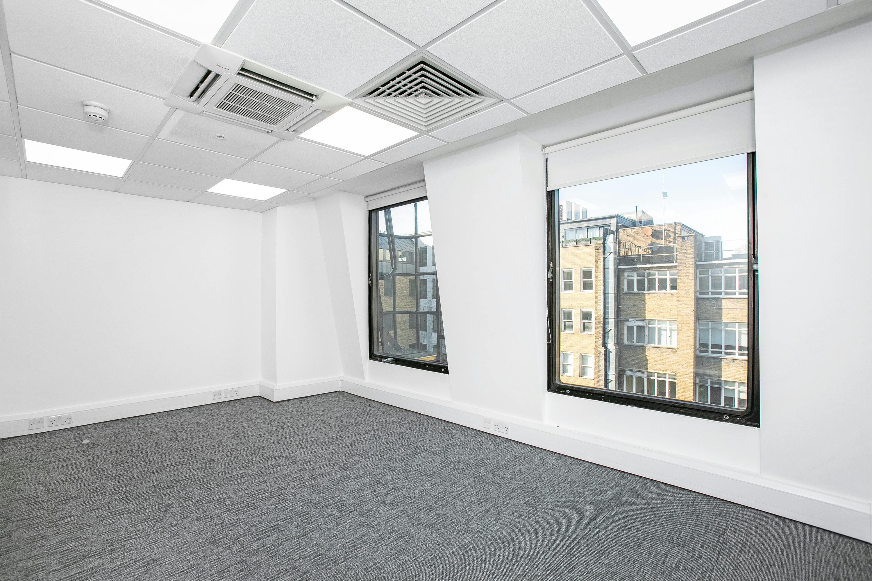 5th Floor, 5 Conduit Street, London, Office To Let - R2A9300.jpg