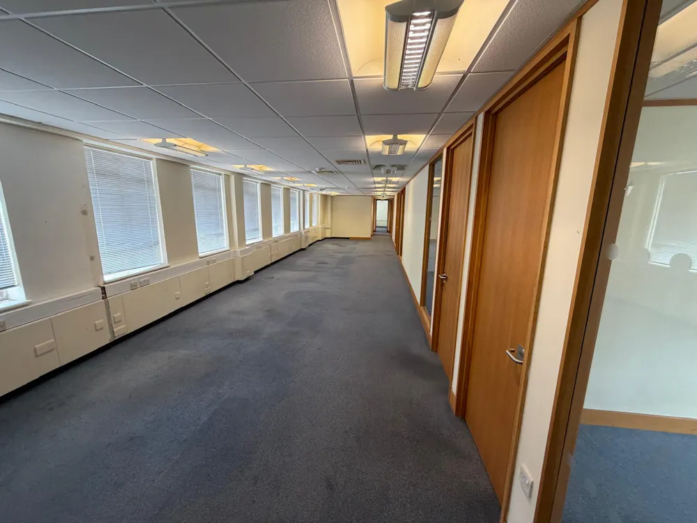 Suite 1 Kings Shade Walk - IMG-20261019-WA0002.jpg